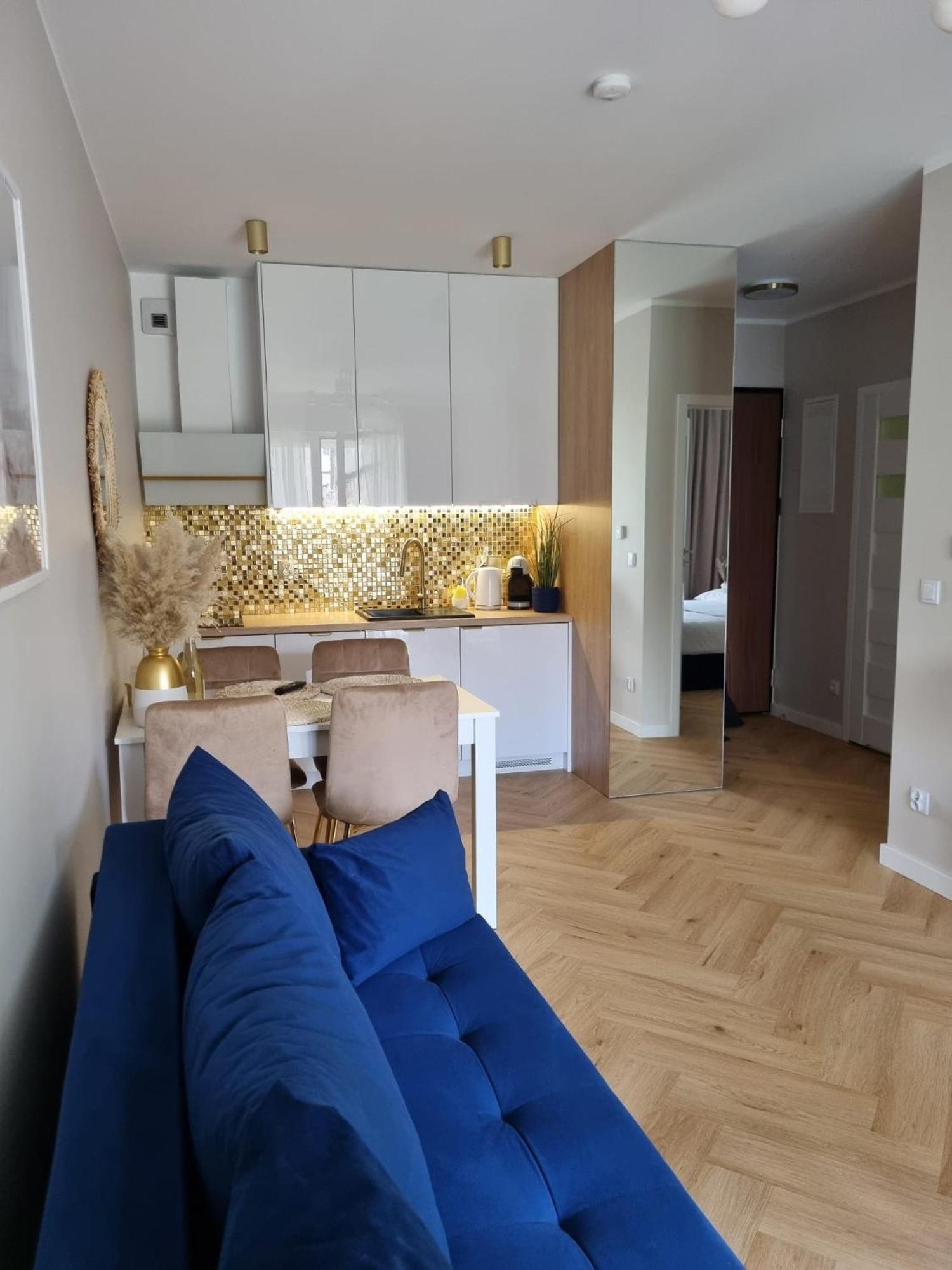 Baltic Waves Resort Baseny Bawialnia Silownia Garaz W Cenie 米兹多洛杰 外观 照片